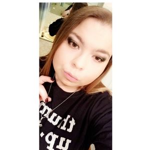 Meet your Posher, Stacey